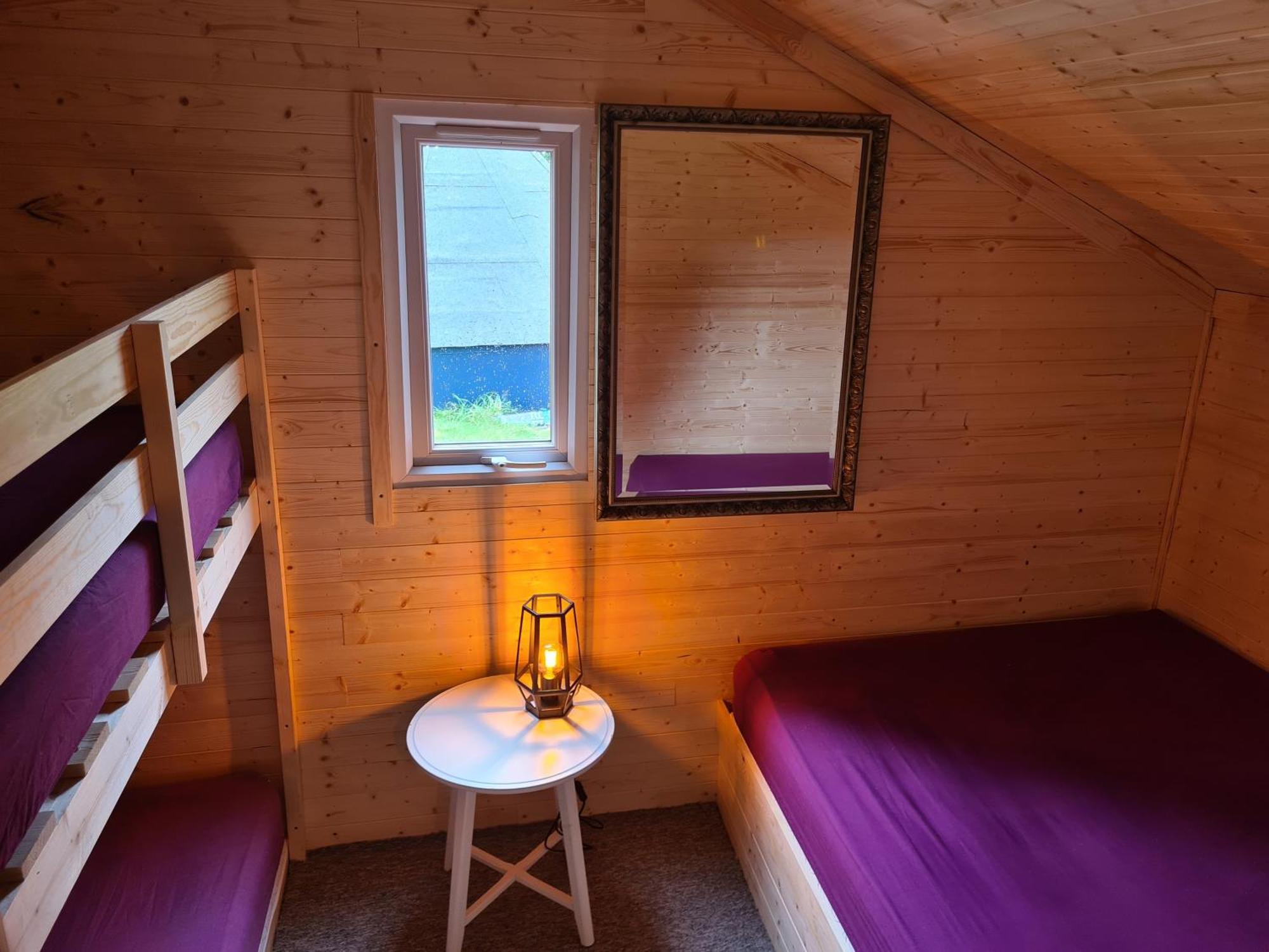 Campismo de Luxo Bell Tent Glamping At Royal Victoria Country Park 2*