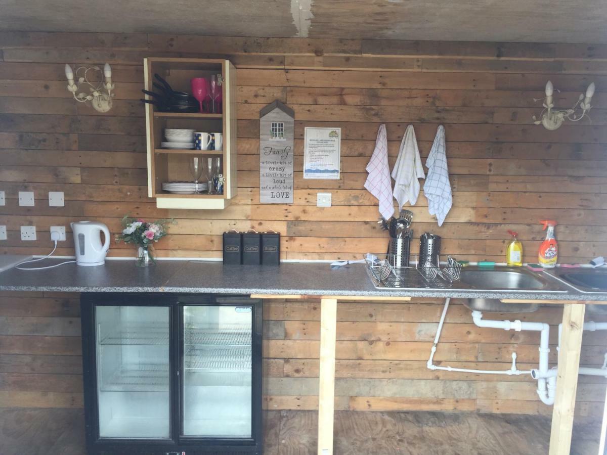 Bell Tent Glamping At Royal Victoria Country Park Tente de luxe 2*